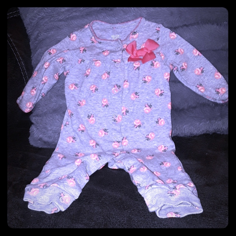 3 mth long sleeve foot less jumper